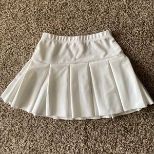 Pleated skirt